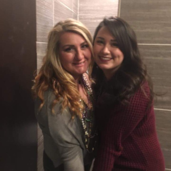 Meet your Posher, Hayley - Picture 4 of 6